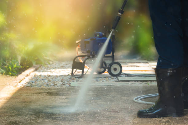 Best Rust Removal  in Runge, TX